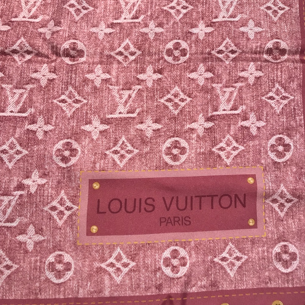 100% silk scarf
